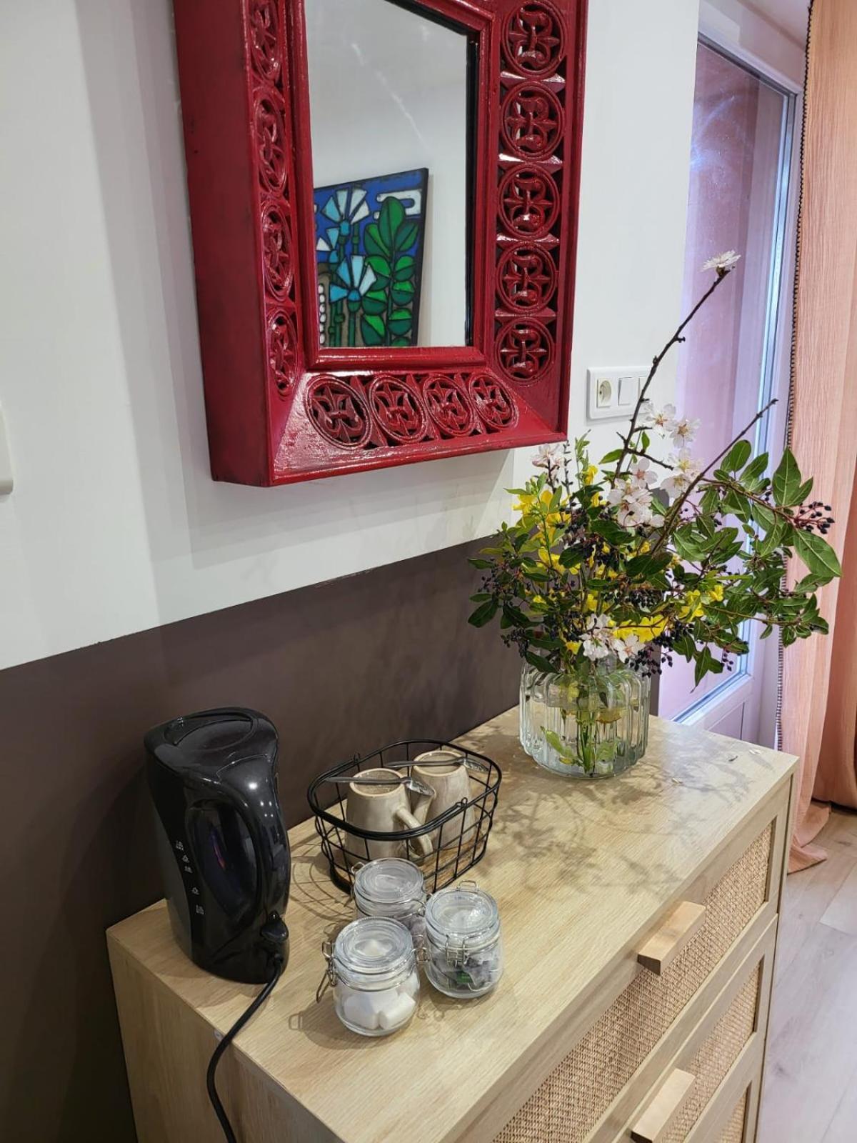 Maison D'artiste African Queen Cotignac